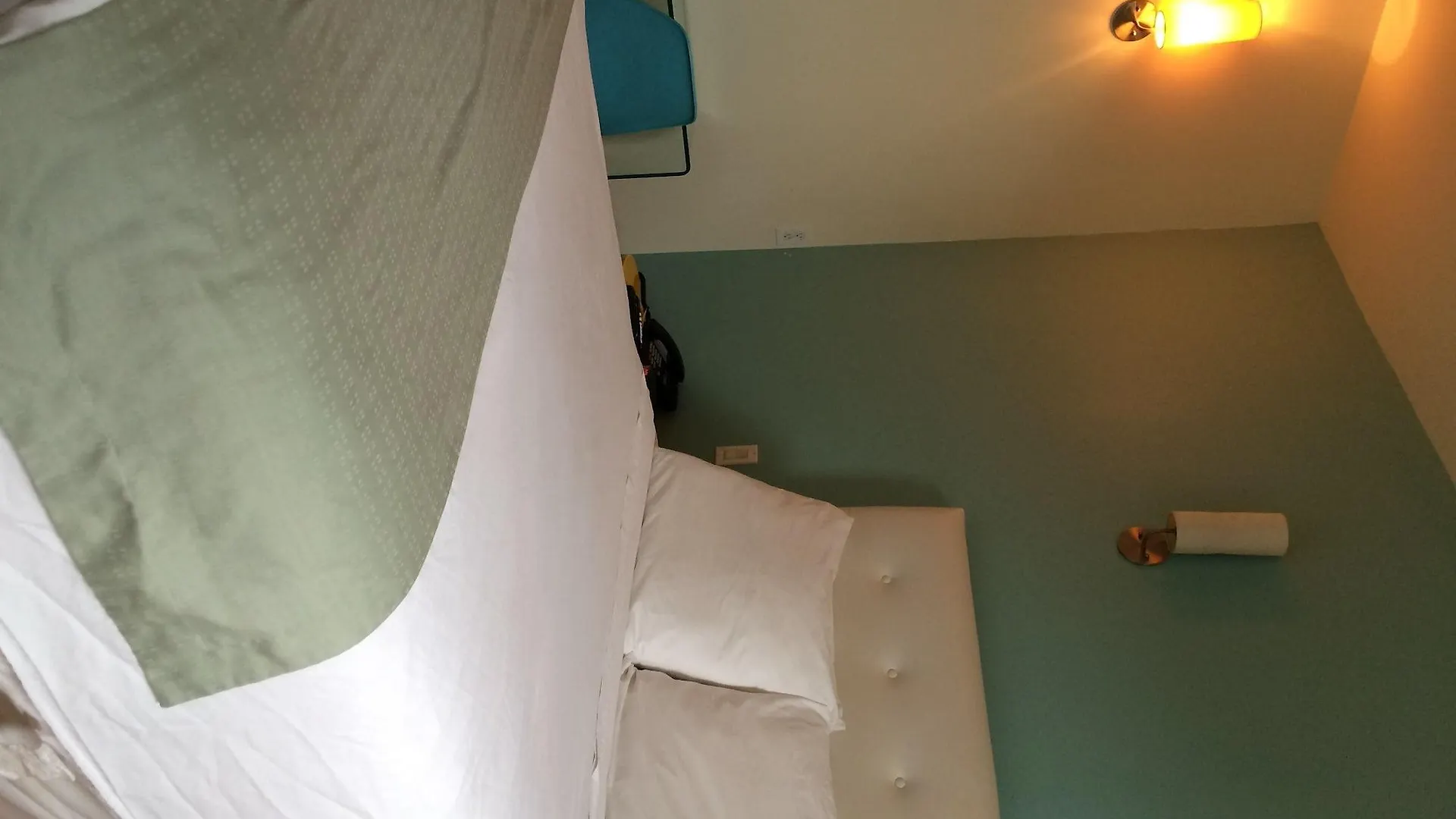 Hotel Royal Oak Inn Toronto