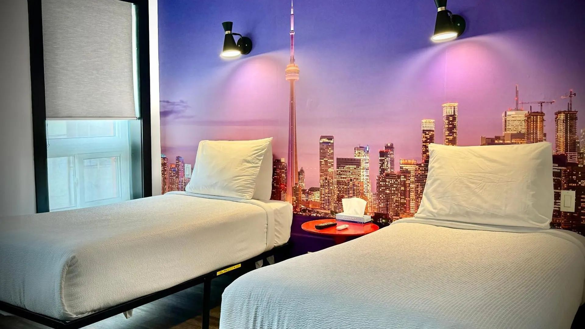 Royal Oak Inn Toronto Hotel